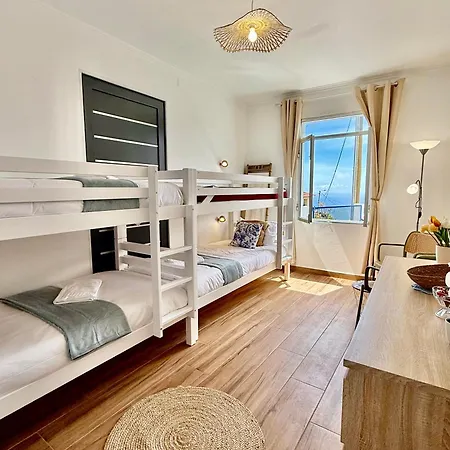 Hostel Stone And Soul - Bed In Quadruple In Calheta Estreito Da Calheta