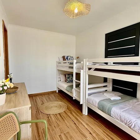 Stone And Soul - Bed In Quadruple In Calheta *