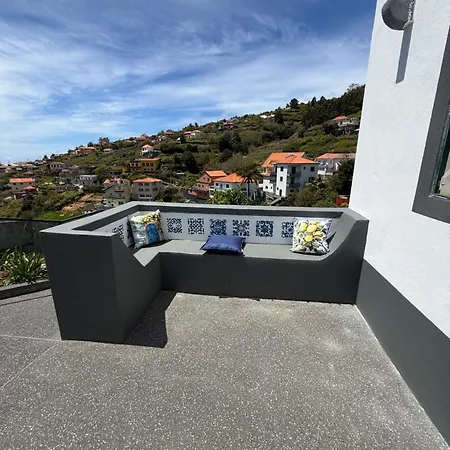 Stone And Soul - Bed In Quadruple In Calheta