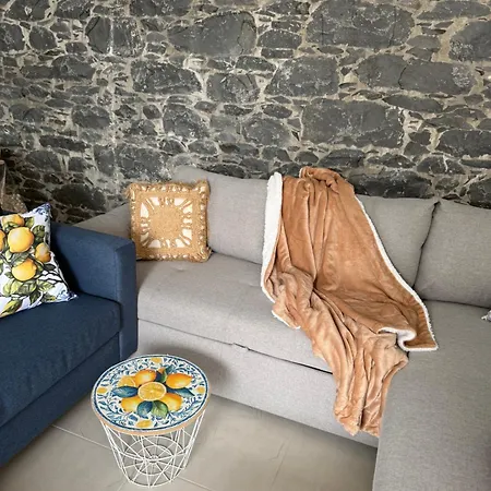 Stone And Soul - Bed In Quadruple In Calheta Hostel Estreito Da Calheta