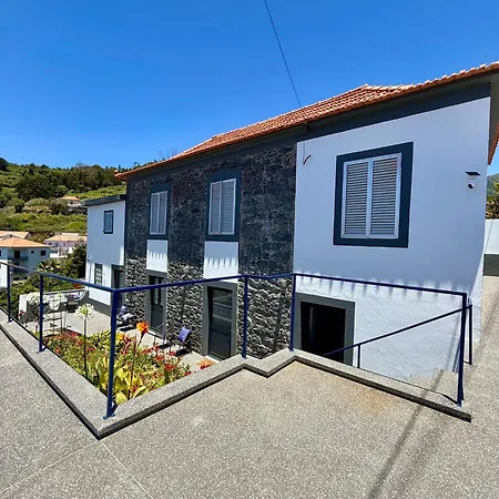 Stone And Soul - Bed In Quadruple In Calheta * Estreito Da Calheta